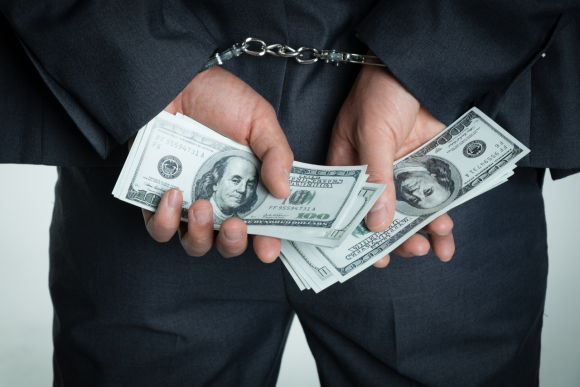 職務侵占和盜竊罪的立案標準以及區(qū)別